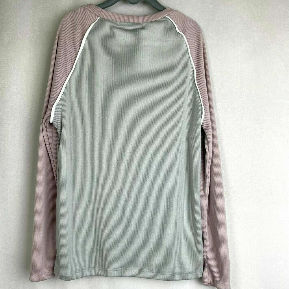 Poof New York Long Sleeve top Size small Gray/Lavender